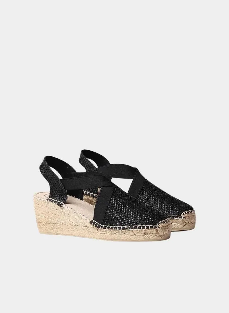 Toni Pons  Triton / Black for Women | Best Price UAE